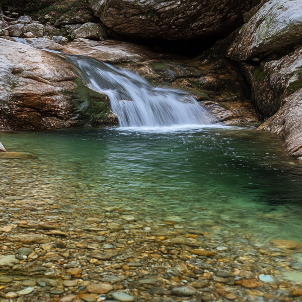L’eau idéale ou biocompatible (valeur santé) doit être parfaitement purifiée de ses polluants